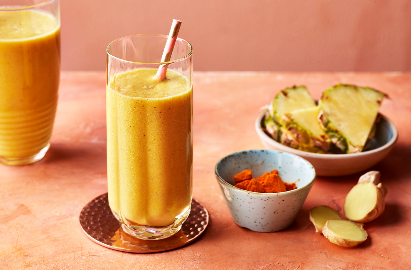 1400x919 PinappleTumericSmoothie