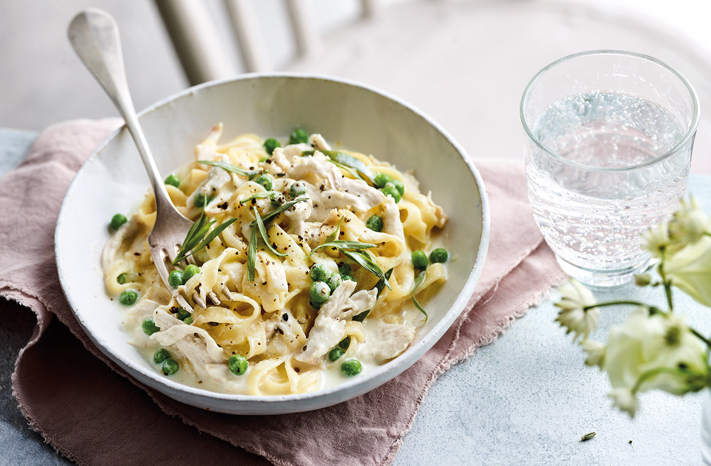 RFO 1400x919 PoachedChickenPasta