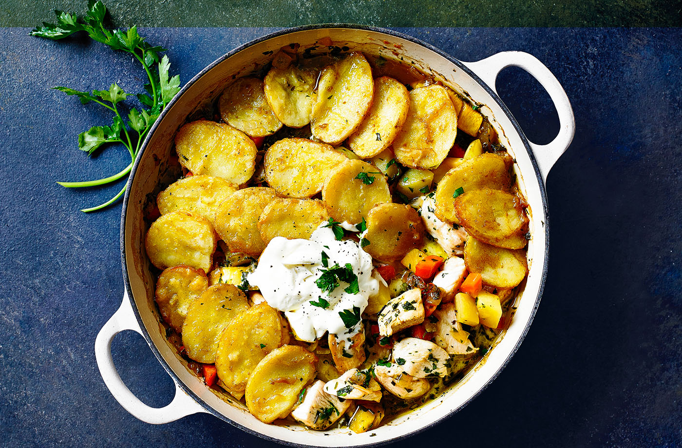 RFO October2020 65809 HerbyChickenPotatoBake1400x919