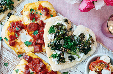 Mixed heart pizzettes