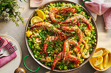 BBQ prawn, pea and lemon paella