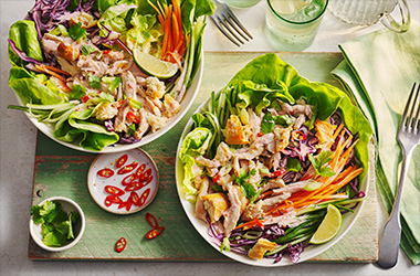 Bánh mì salad bowl