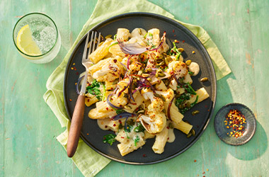 Creamy cauliflower pasta