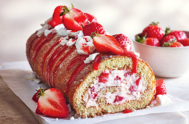 Eton mess Swiss roll