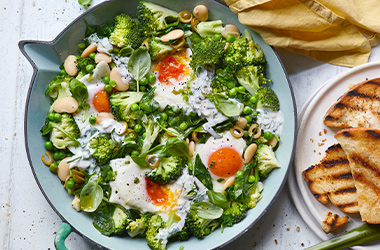 Green baked eggs
