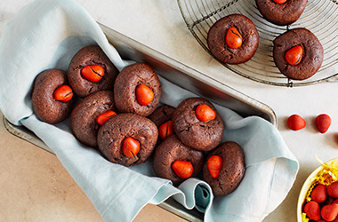 Mini egg chocolate orange cookies