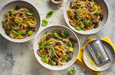 Mushroom and leek spaghetti