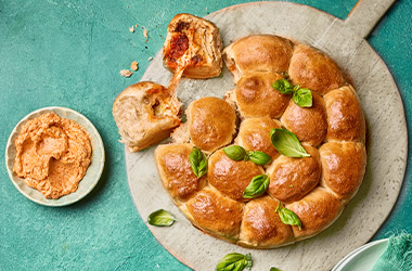 'Nduja and mozzarella balls