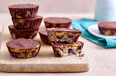 Banana and blueberry chocolate peanut butter cups