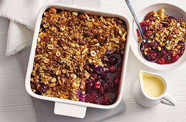 Pear and berry nutty oat crumble