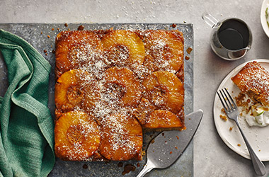 Rum and ginger pineapple upside-down cake
