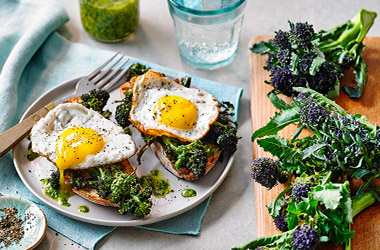 Purple sprouting broccoli bruschetta