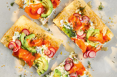 Salmon brunch tart