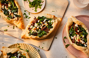 Speedy beef pide