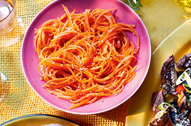 Spicy carrot salad