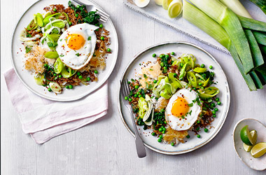 Crispy leek fried rice