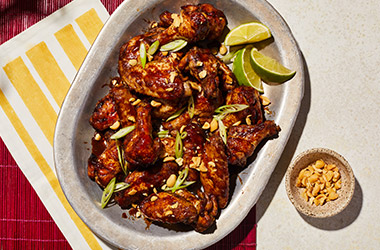 Sticky pad Thai-style chicken wings