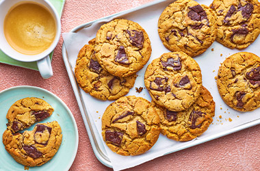 Tahini chocolate chunk cookies