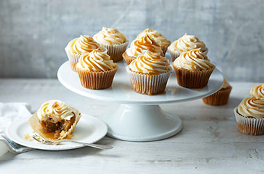 Vegan salted caramel cupcakes