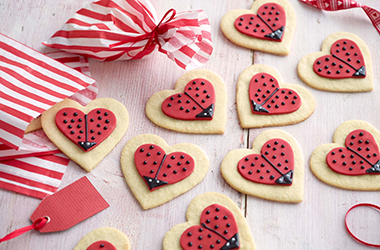 Love bug biscuits