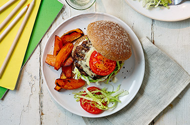 Cheeseburgers with sweet potato fries