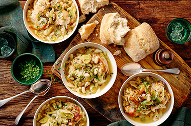 Chicken, tarragon and white wine stew