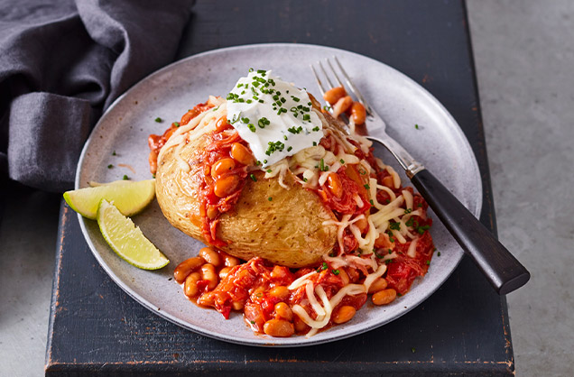 Jacket potatoes with smoky BBQ beans