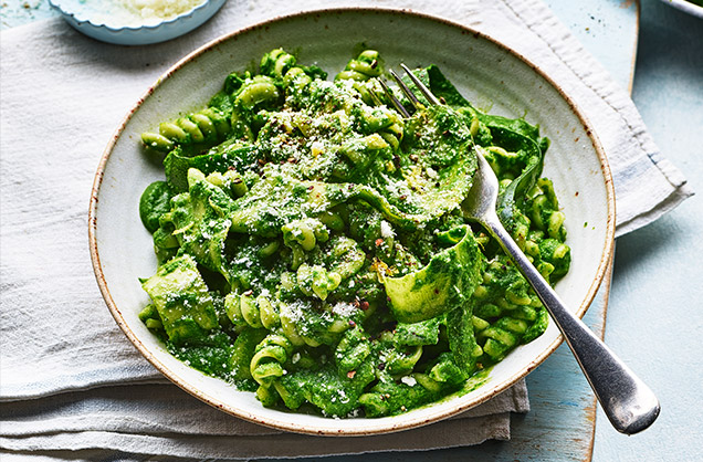 Tuesday: Pea and courgette pasta