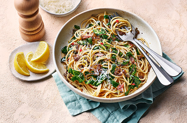 Monday: Spaghetti with greens and anchovies