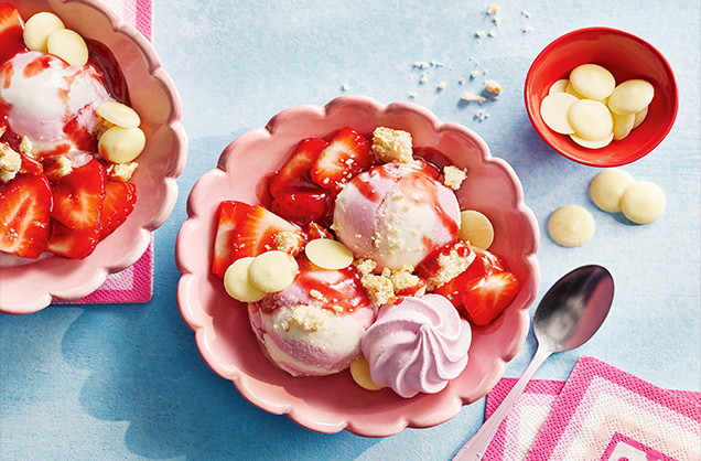 Strawberry shortcake sundae