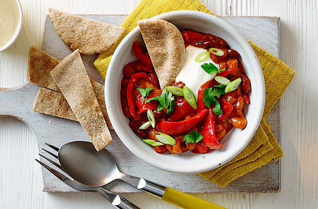 Tinned bean dhal with pitta dippers