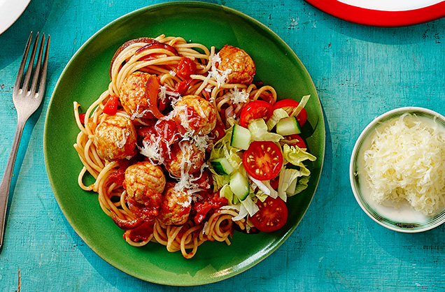 Turkey meatballs and tomato spaghetti