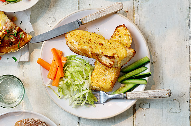 Welsh rarebit baguettes