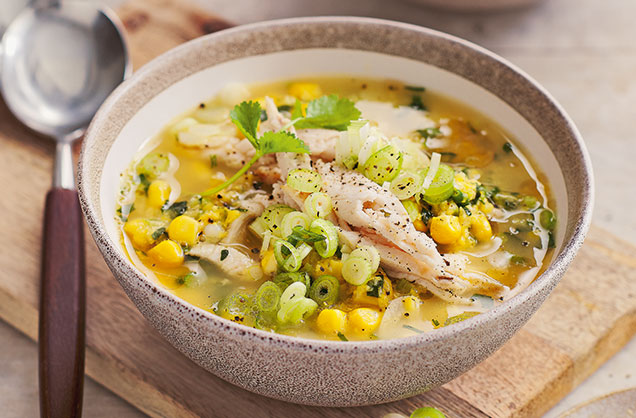 Chinese chicken and sweetcorn soup