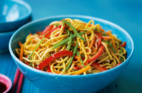 Ken Hom vegetable chow mein
