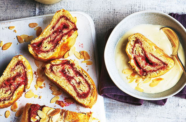 Serve the jam-roly-poly