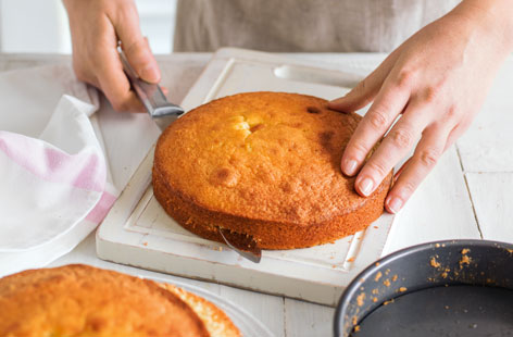 Slice the sponges