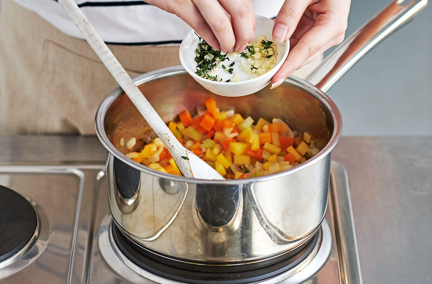 Cook the veg base
