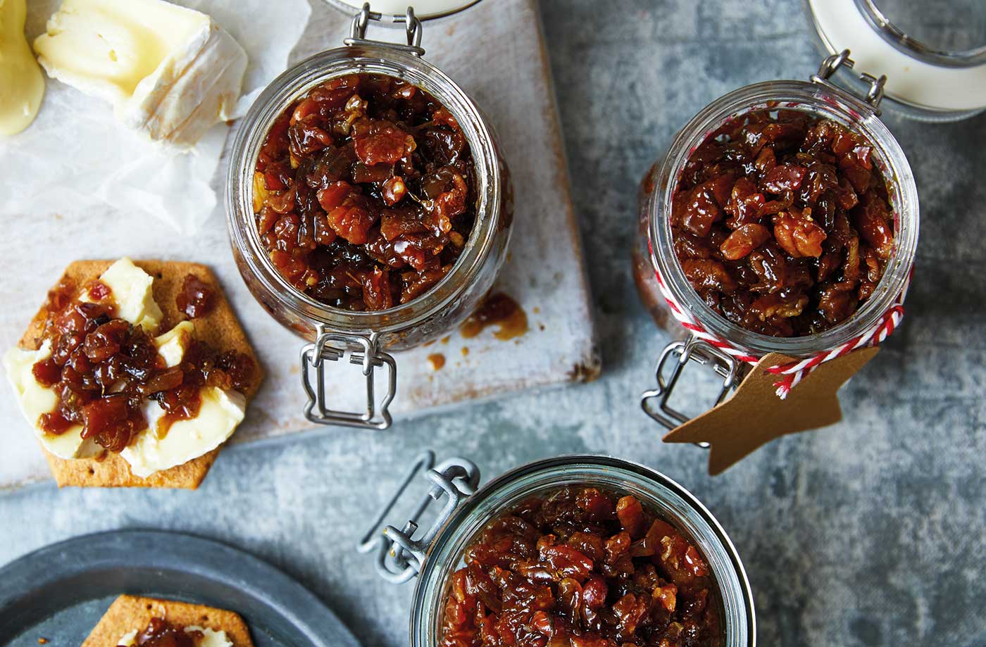 Chutneys and relishes