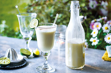 Piña colada mocktail