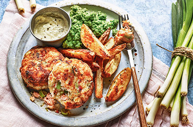 Salmon and spring onion fishcakes