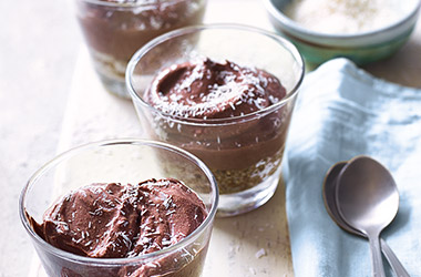 Vegan no-bake chocolate and coconut 'cheesecakes'