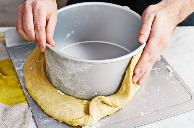 Raise the pastry