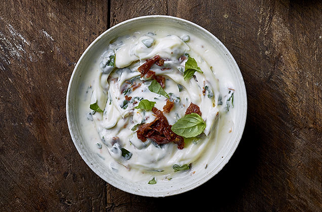Sun-dried tomato, basil and garlic mayo