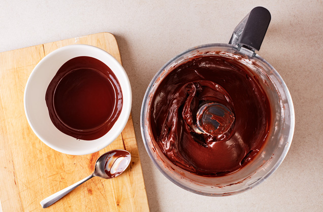 Make the icing