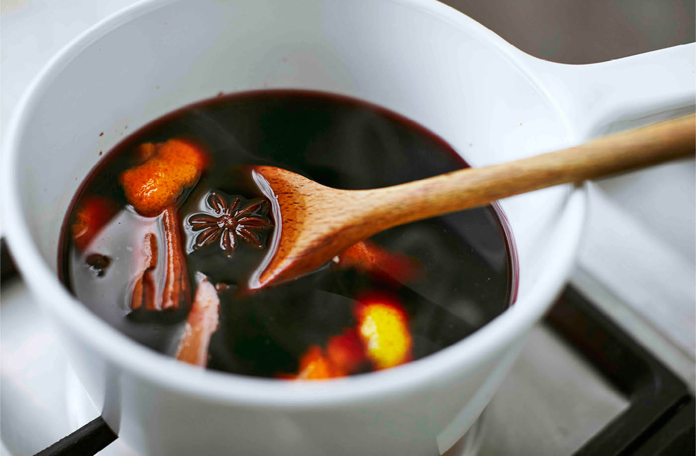 Make mulled wine
