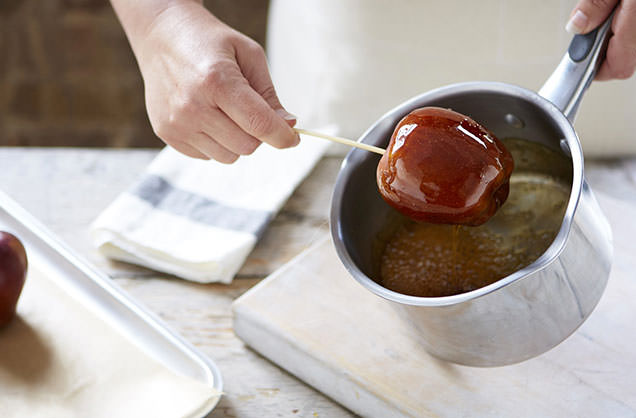 Coat the apples and set