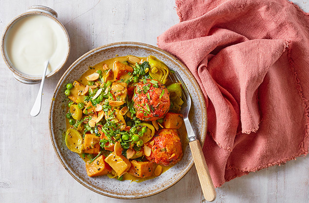 The curry: Leek, pea and sweet potato curry with dumplings