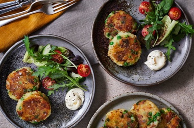 3-ingredient mackerel fishcakes
